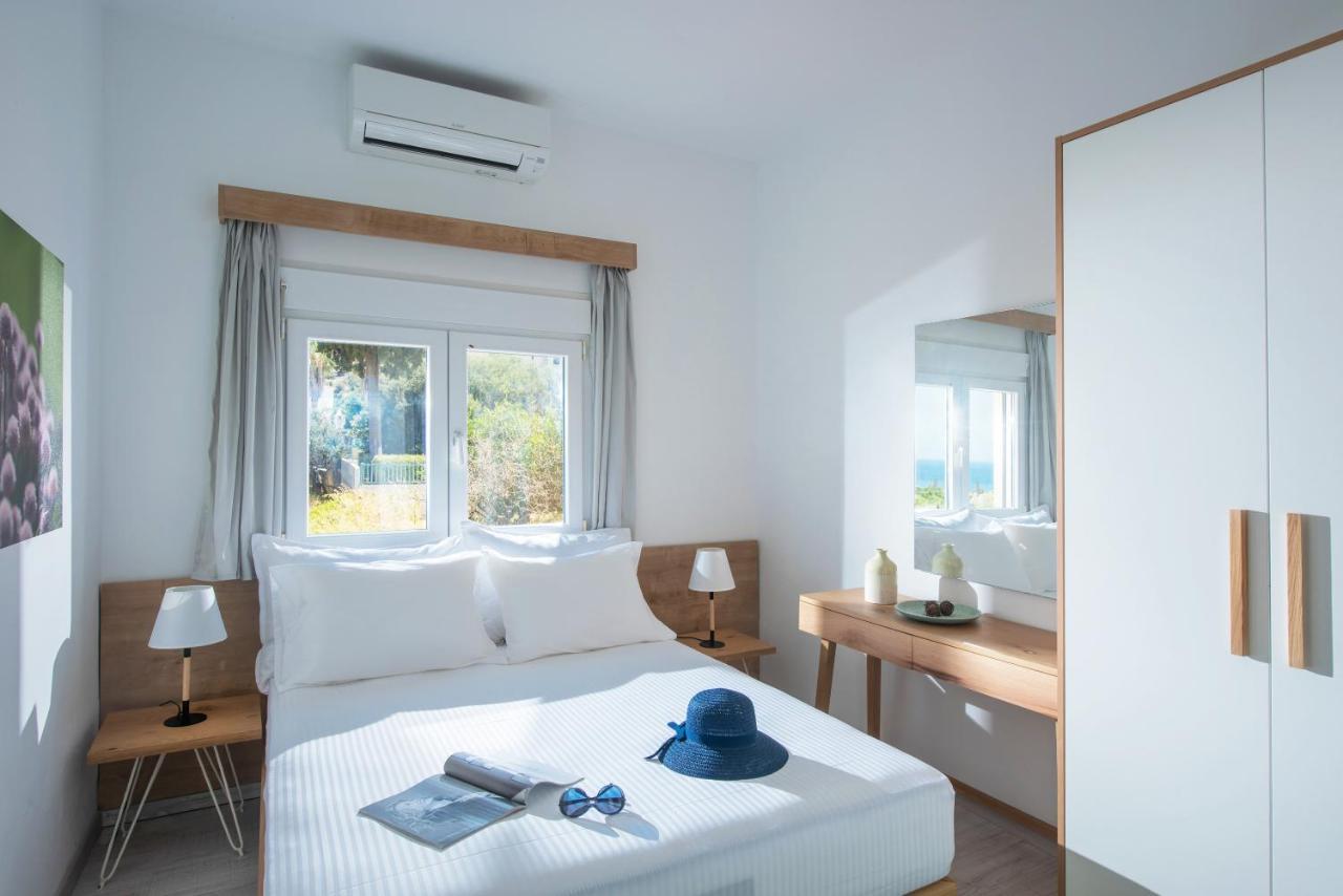 4 Elements Holiday Homes 赫索尼索斯 外观 照片