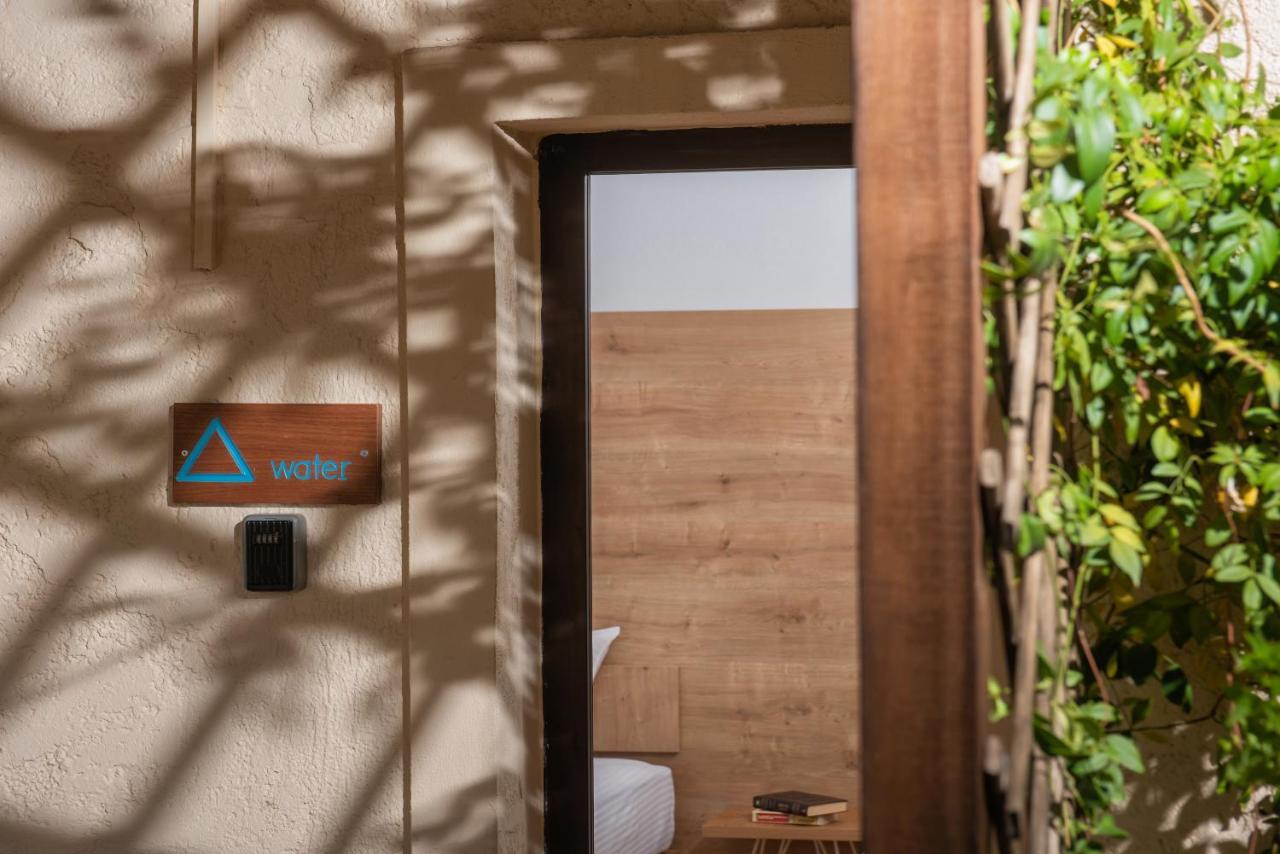 4 Elements Holiday Homes 赫索尼索斯 外观 照片