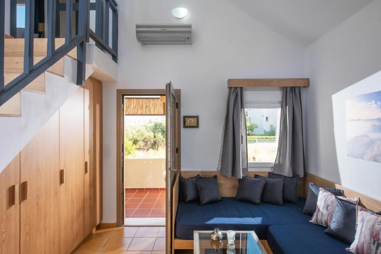 4 Elements Holiday Homes 赫索尼索斯 外观 照片